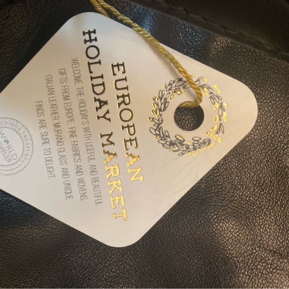 Black and Brown Genuine Leather Shoulder Tote - Picture 7 of 12